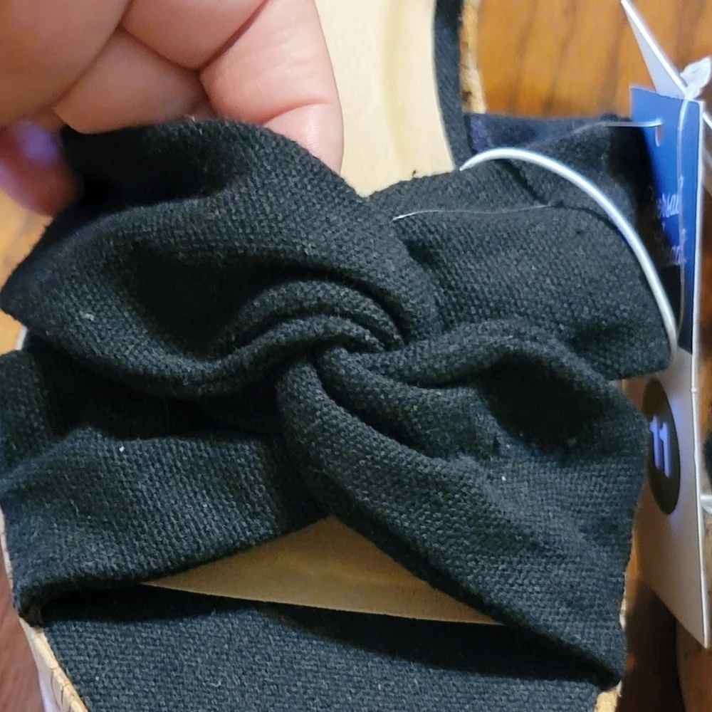 Universal Thread Mellie Wedge Heels Black Size 11